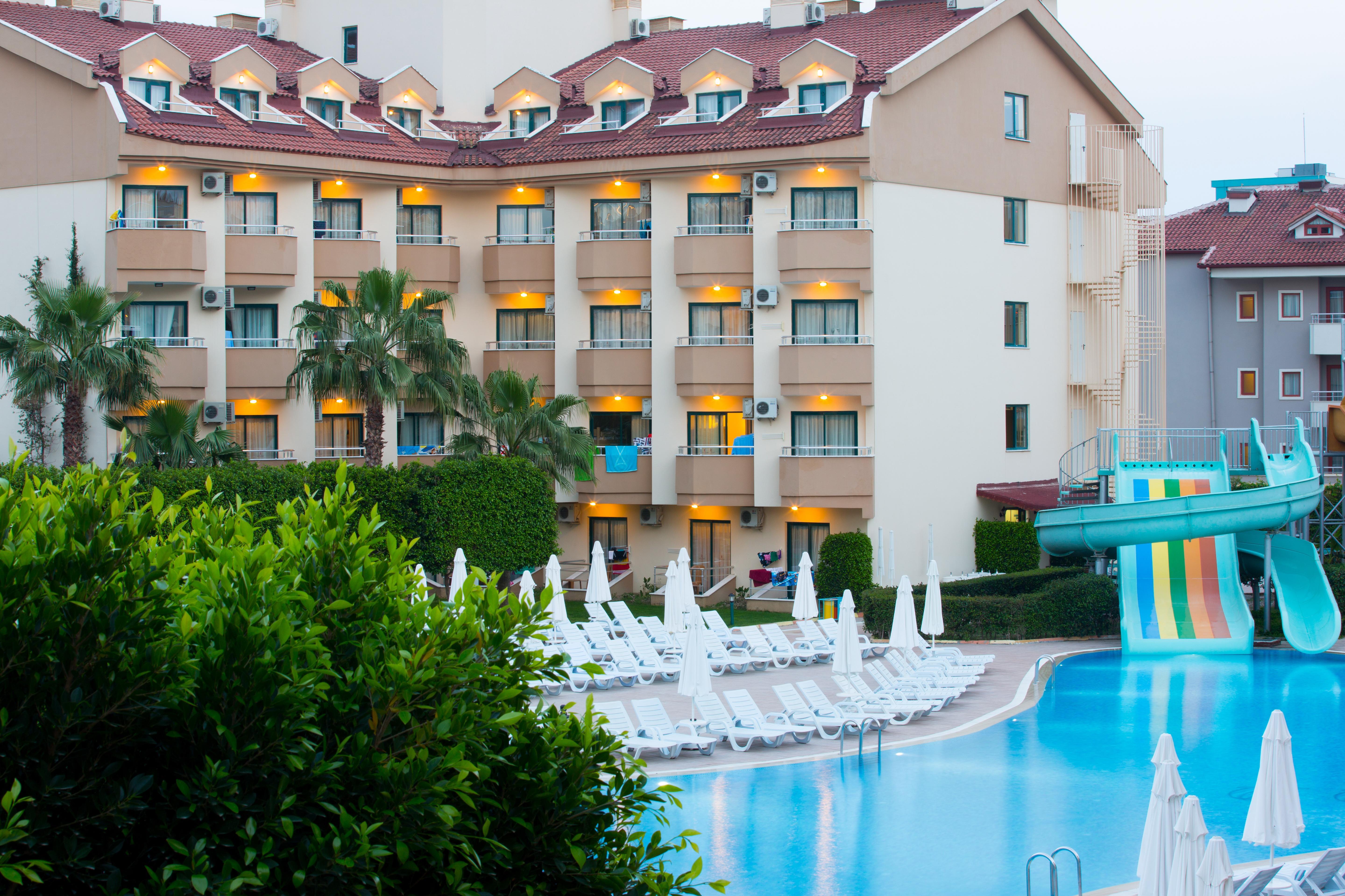 Grand Seker Hotel Side Exterior photo